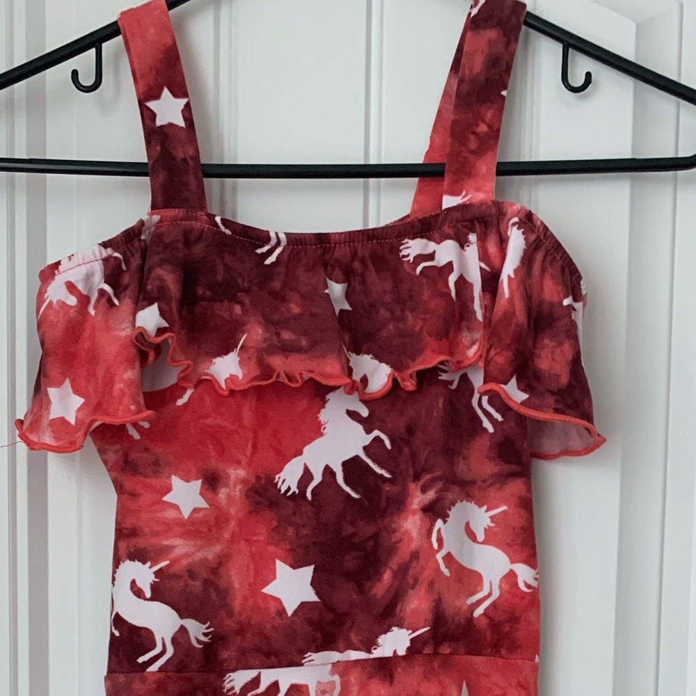 Girls’ dress